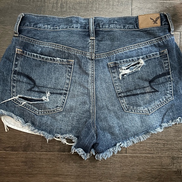 High wasted American eagle shorts size:8 - Picture 4 of 5